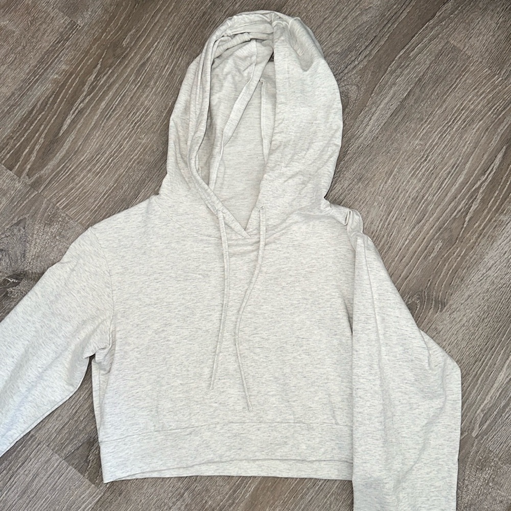 NWOT NVGTN Grey Cropped Hoodie
